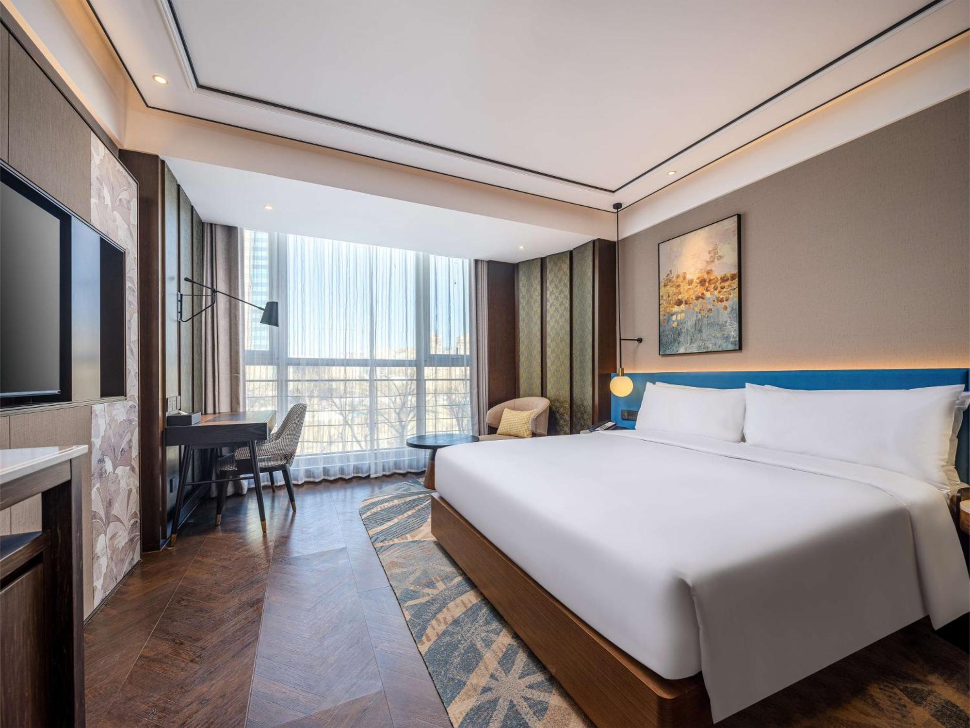 Hilton Garden Inn Beijing Guomao Exterior photo